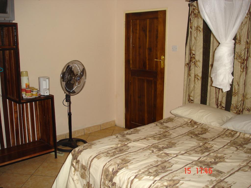 The Stone Guest House Livingstone Quarto foto
